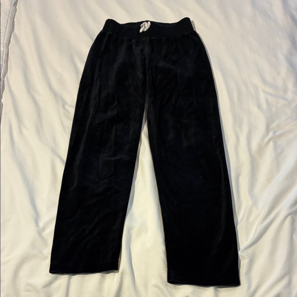 Hanna Andersson Black Elastic-Waist Velour Pants